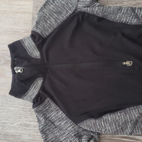 Lululemon Race Your Pace 1/2 Zip - Picture 4 of 4